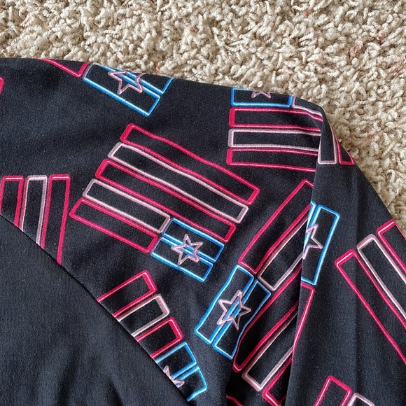 Lularoe Randy shirt - Picture 3 of 3